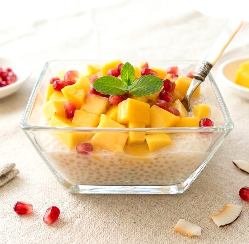 טפיוקה בחלב קוקוס ופירות