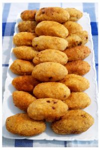 מגש קובות מטוגנות לפסח