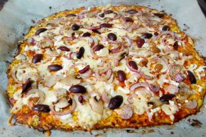 זה נראה כמו פיצה, זה מרגיש כמו פיצה – אבל הבסיס הוא הפתעה ירוקה