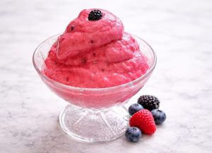 פרוזן יוגורט ביתי ב-5 דקות: מתכון קל, בריא וללא סוכר